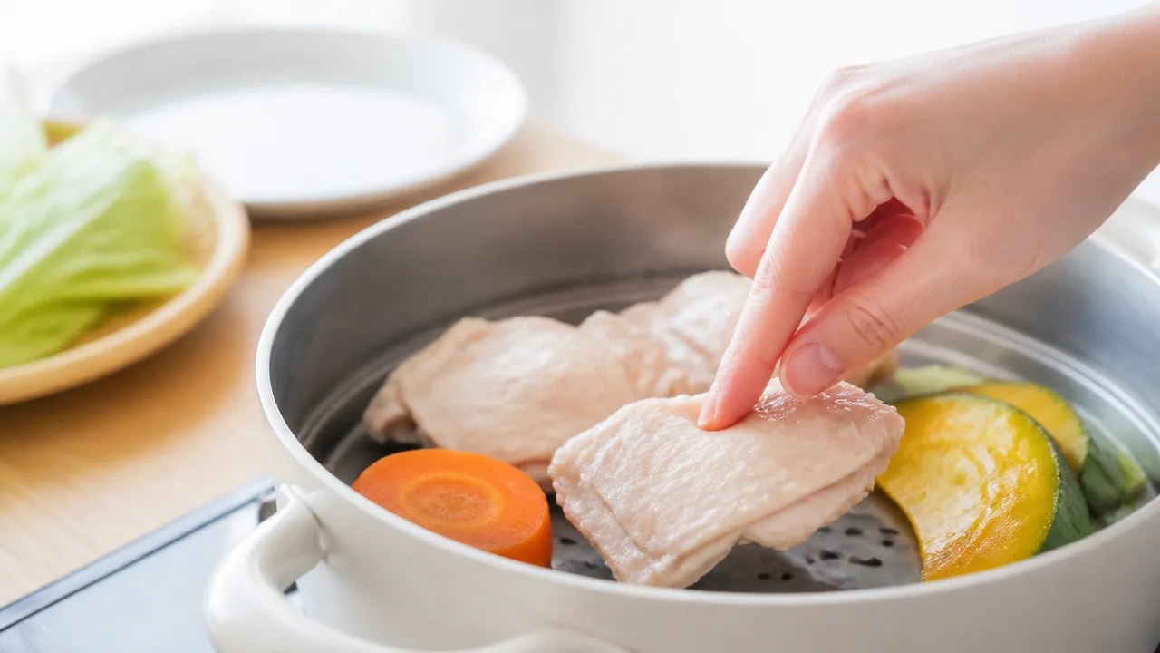 蒸す料理の基本:鍋やフライパンでできる考え方と失敗しにくい手順